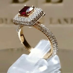 14K Gold Gorgeous Ruby Diamond Ring